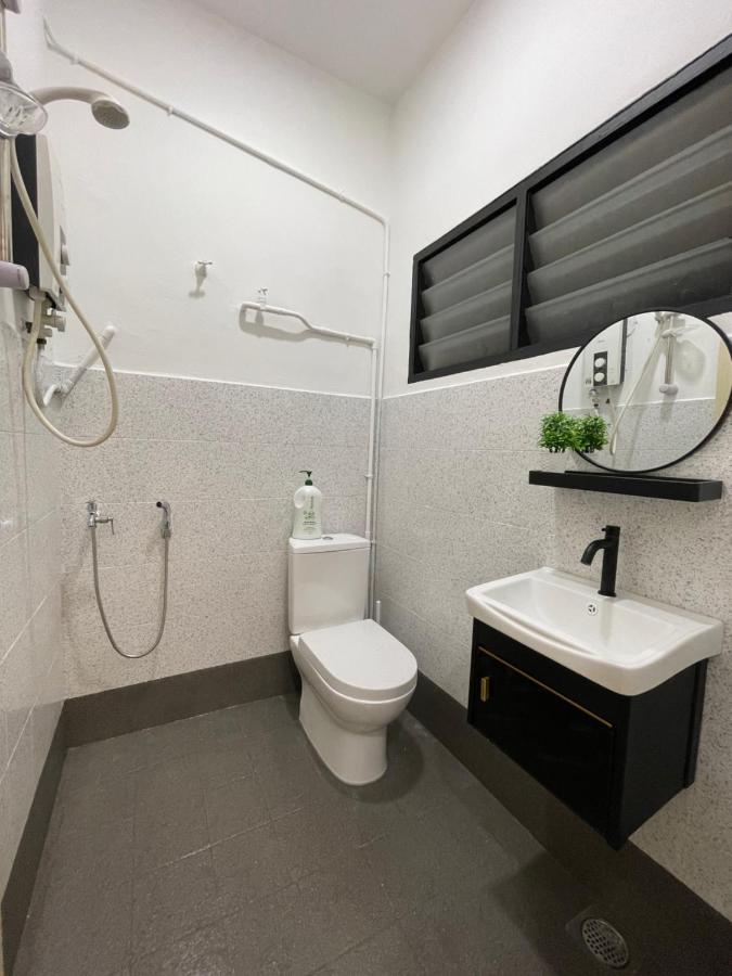 Rumah percutian 42 Symphony 12pax 4bedroom 3bathroom 3carpark *
